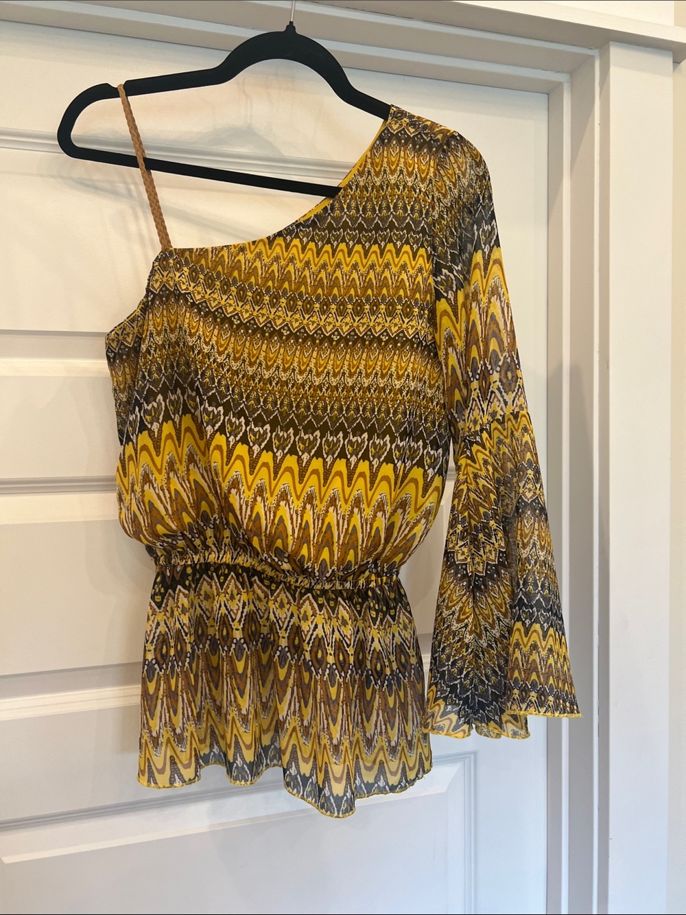 Ya Los Angeles Yellow Patterned One-Shoulder Blouse